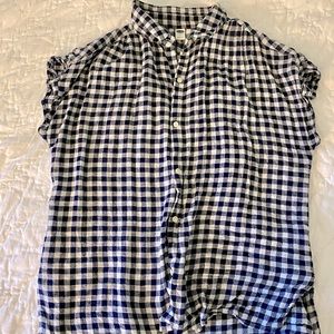 Old Navy linen blend, navy buffalo plaid, short sleeve blouse